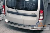 Накладка на задний бампер (черная) для LADA Ларгус Накладка на задний бампер (черная) для LADA Ларгус