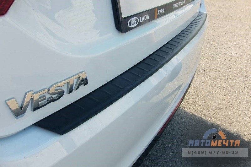 Накладка на задний бампер ABS Lada Веста с 2015 / SW с 2016